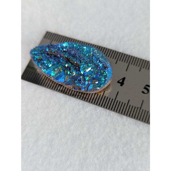 Teal color titanium Druzy cabochon 33 carats 20mm x 38mm lots of flashblue/green - Picture 2 of 7
